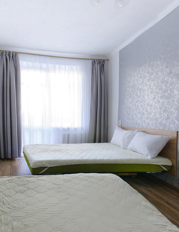 Scandinavian Poltava Apartments With 2 Rooms, 3 Beds 1 Sofa Exteriér fotografie